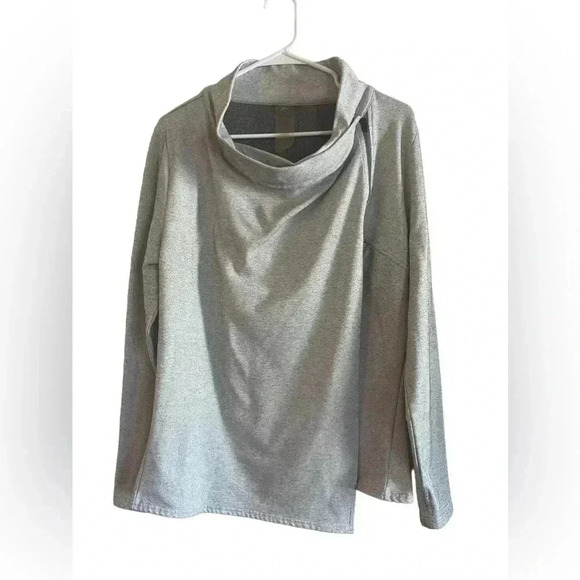 SHAPE Activewear Athletic Long Sleeve Sweatshirt Top Gray Size Large - Picture 1 of 7